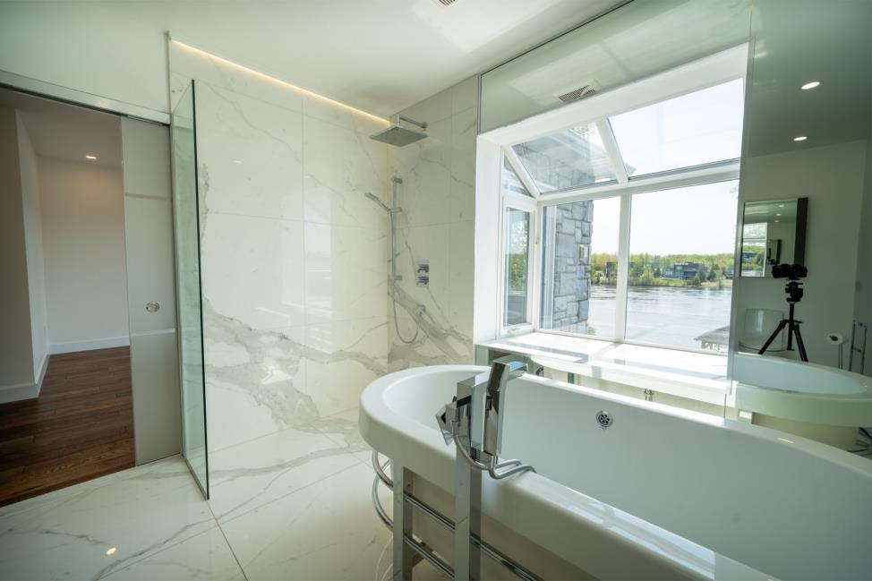 Salle de bains attenante à la CCP