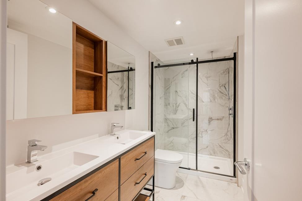 Ensuite bathroom